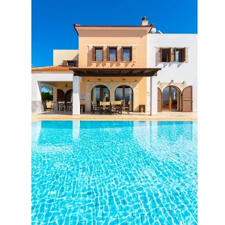Eva Villa